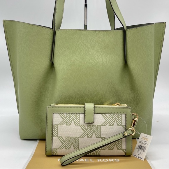 Michael Kors Large Emilia Tote Bag& Double ZipWallet Wristlet Light Sage Leather - Picture 5 of 13